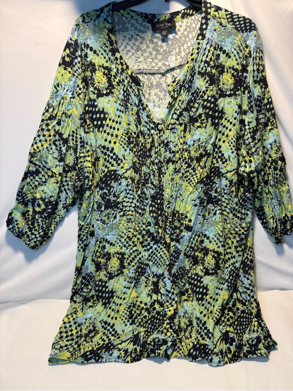 Arna York Unique Print Lightweight Tunic - Lime Green, Blue, Black. Size 26/28